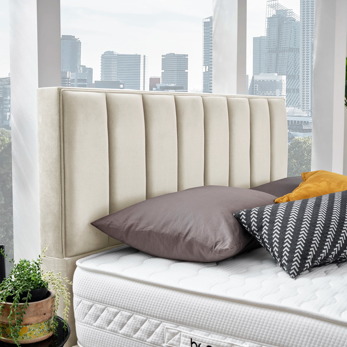 Bett mit Stauraum PARIS