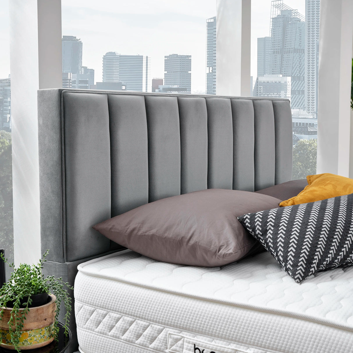 Bett mit Stauraum PARIS