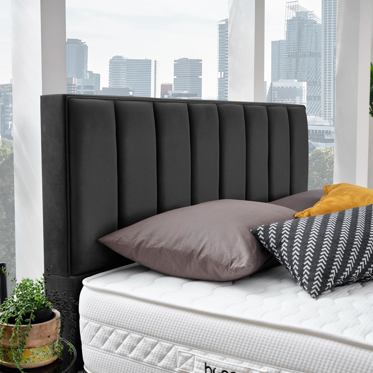 Bett mit Stauraum PARIS