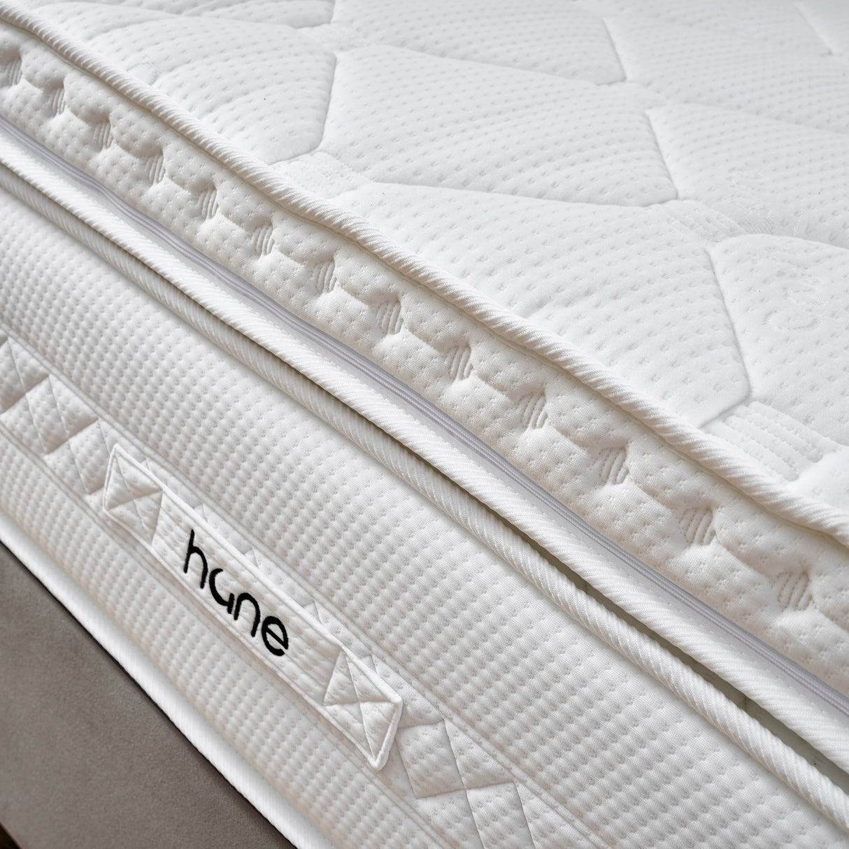 Bett mit Stauraum PARIS