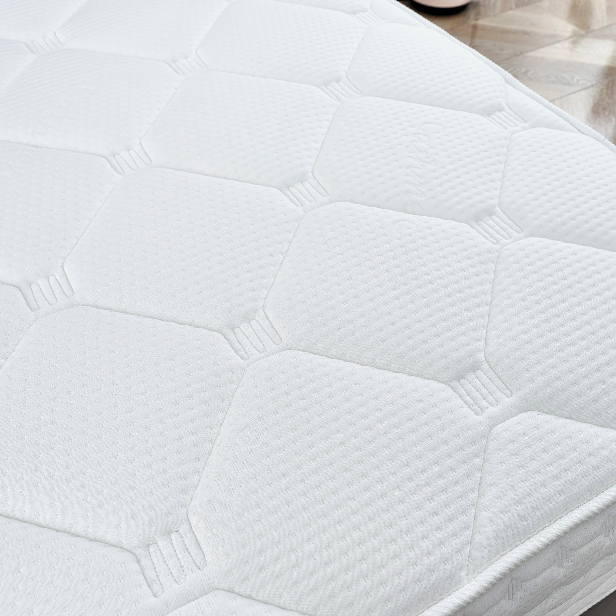 Bett mit Stauraum PASSION