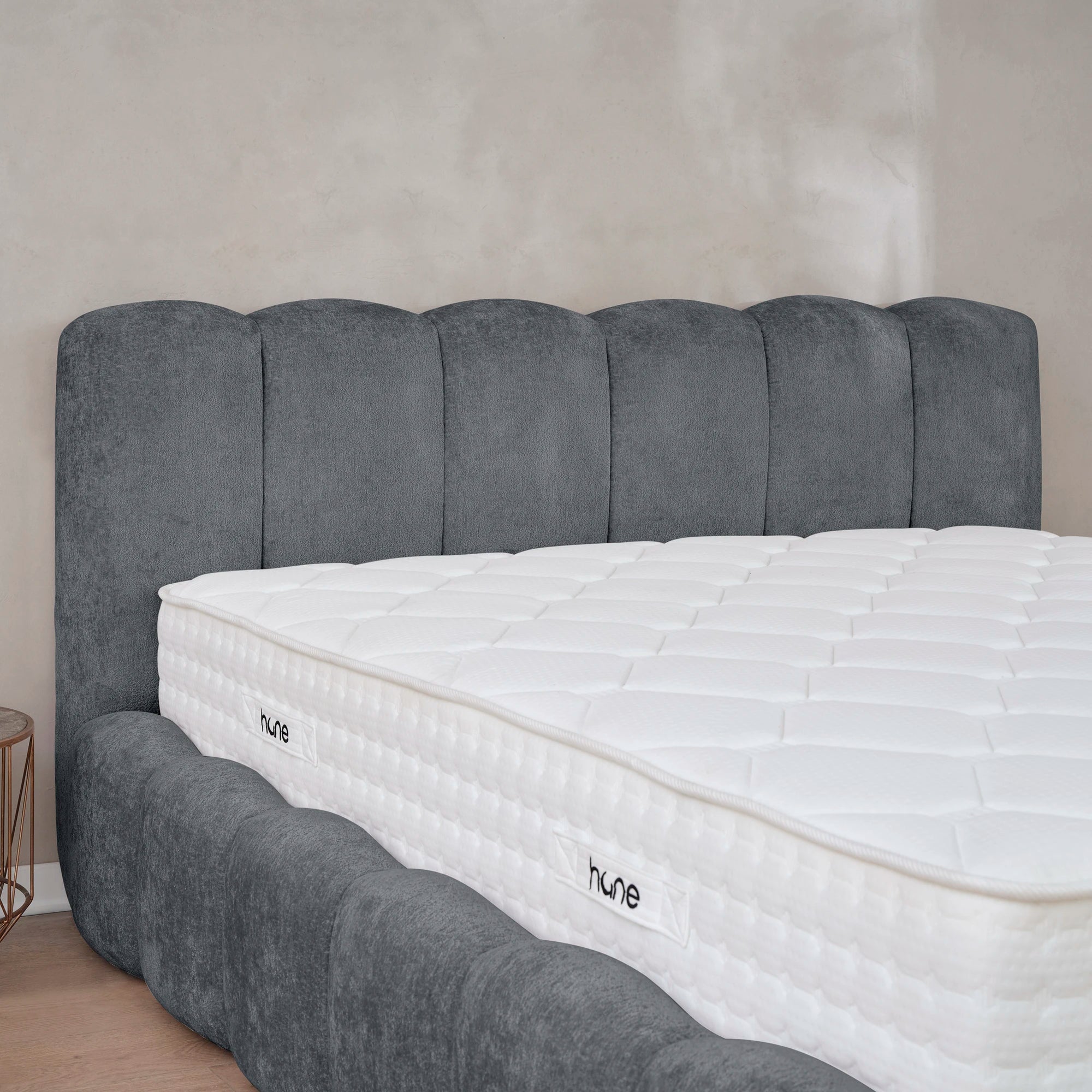 Designer Polsterbett mit Stauraum Teddy