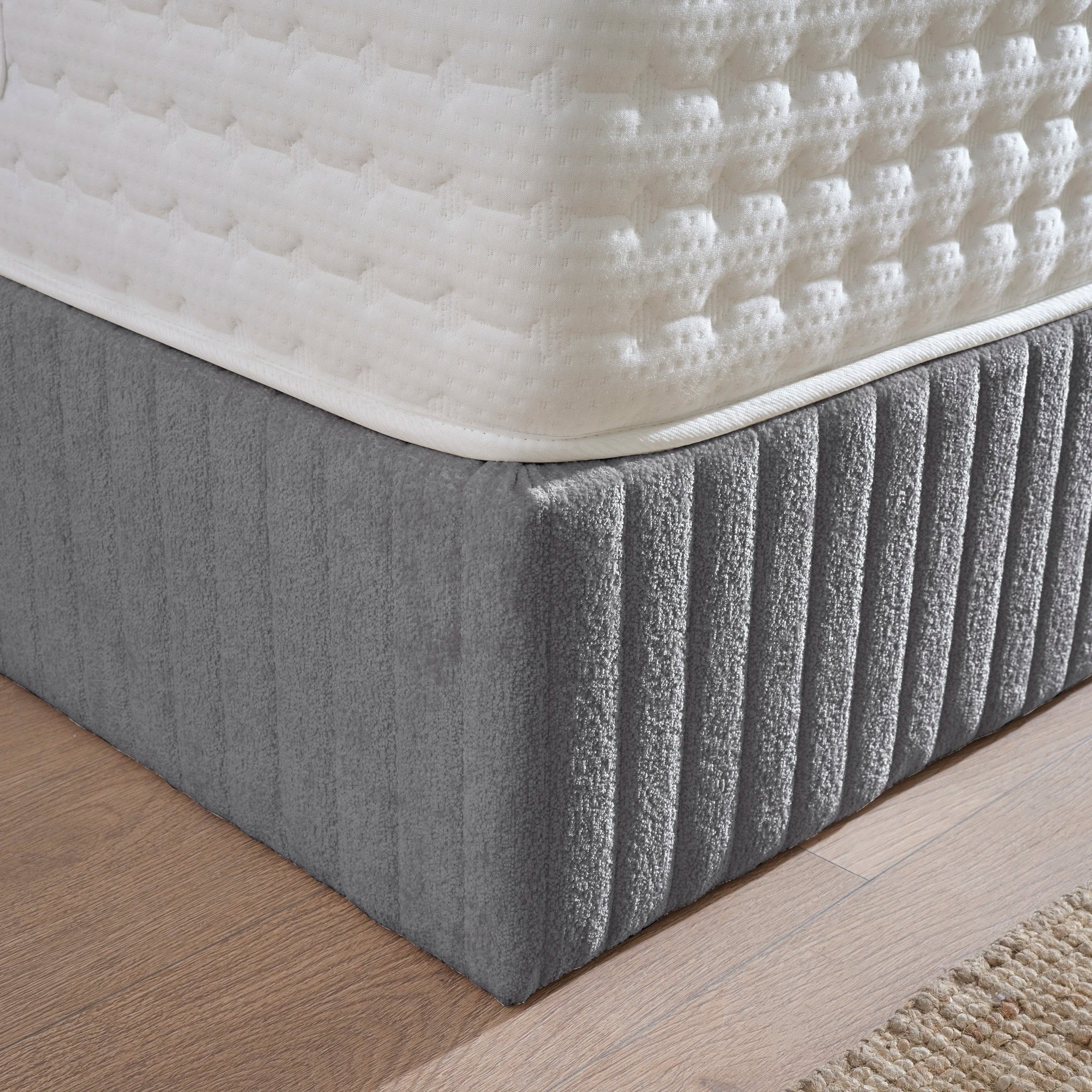 Designer Polsterbett mit Stauraum Theo