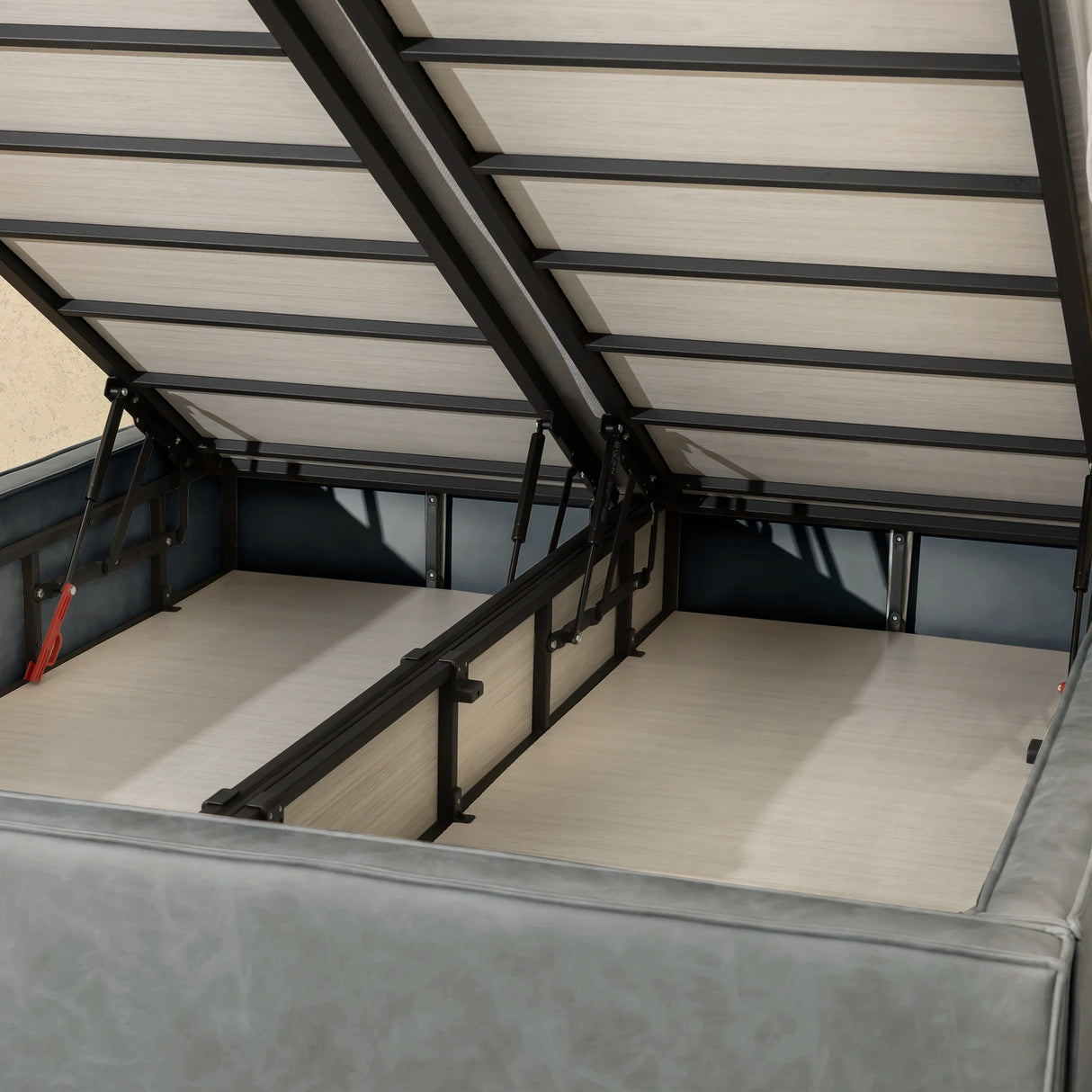 Bett mit Stauraum TORINO