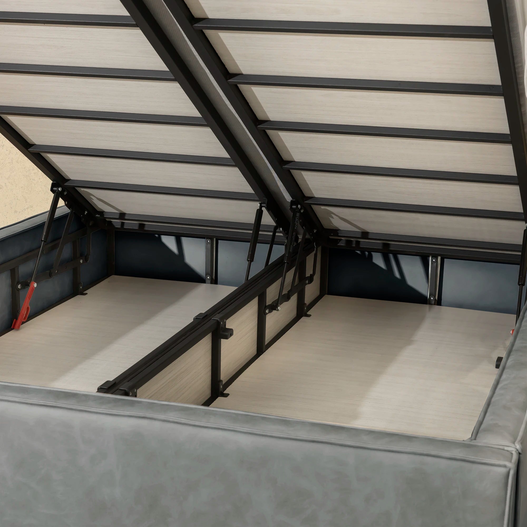 Bett mit Stauraum TORINO