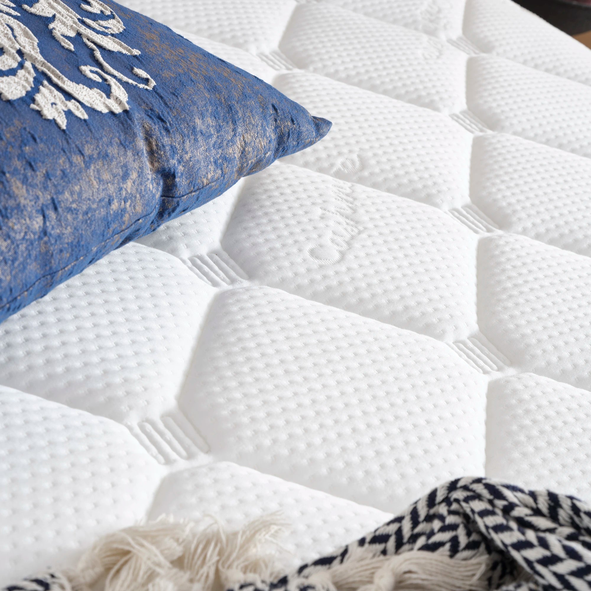 Posteľ s úložným priestorom VERTIKÁLNA