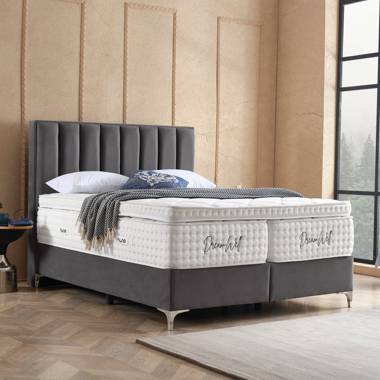 Bett mit Stauraum VERTICAL