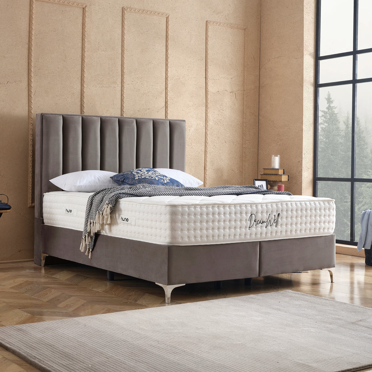 Bett mit Stauraum VERTICAL