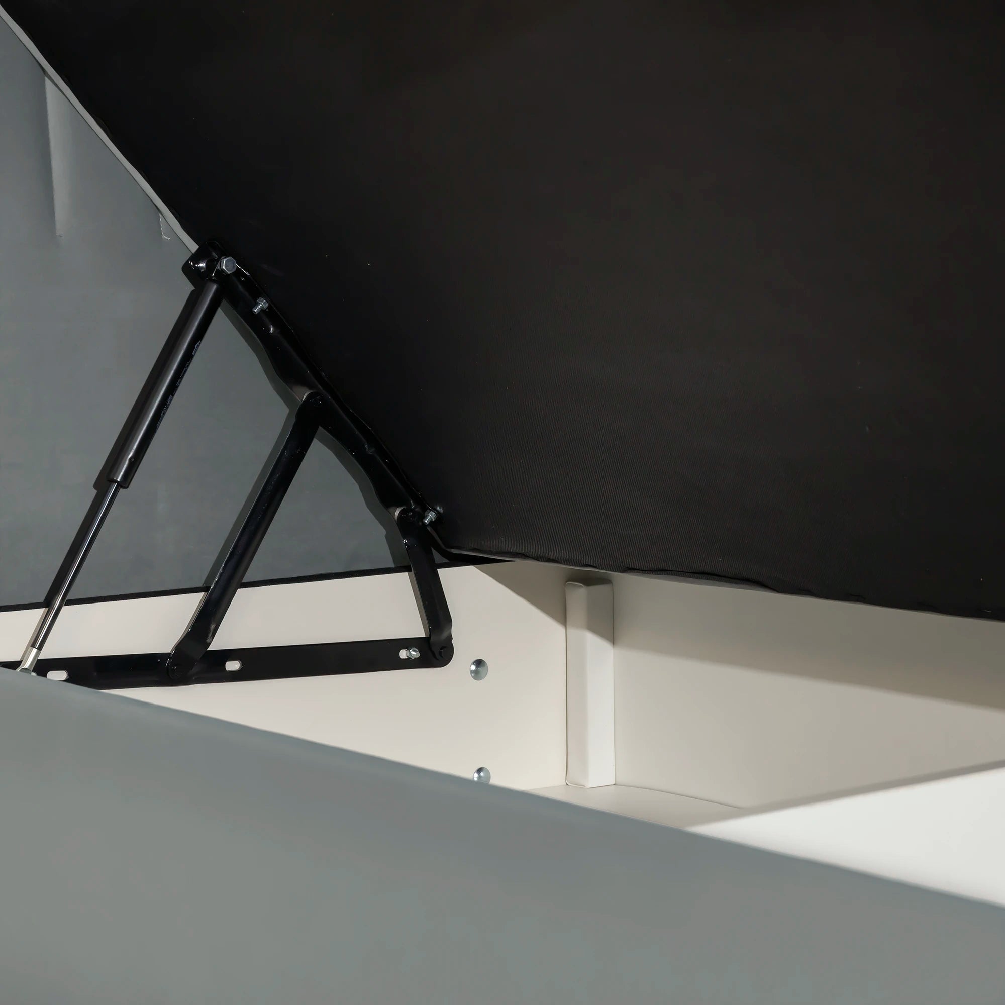 Boxsprinbett mit Stauraum MOZART