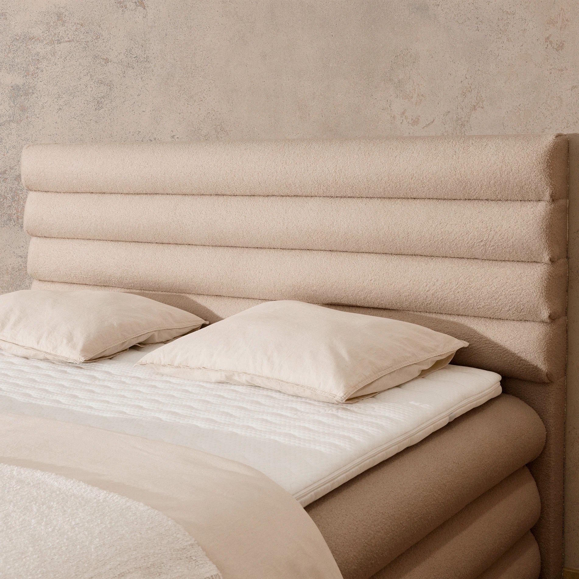 Boxspringbett mit Stauraum FLUFFY