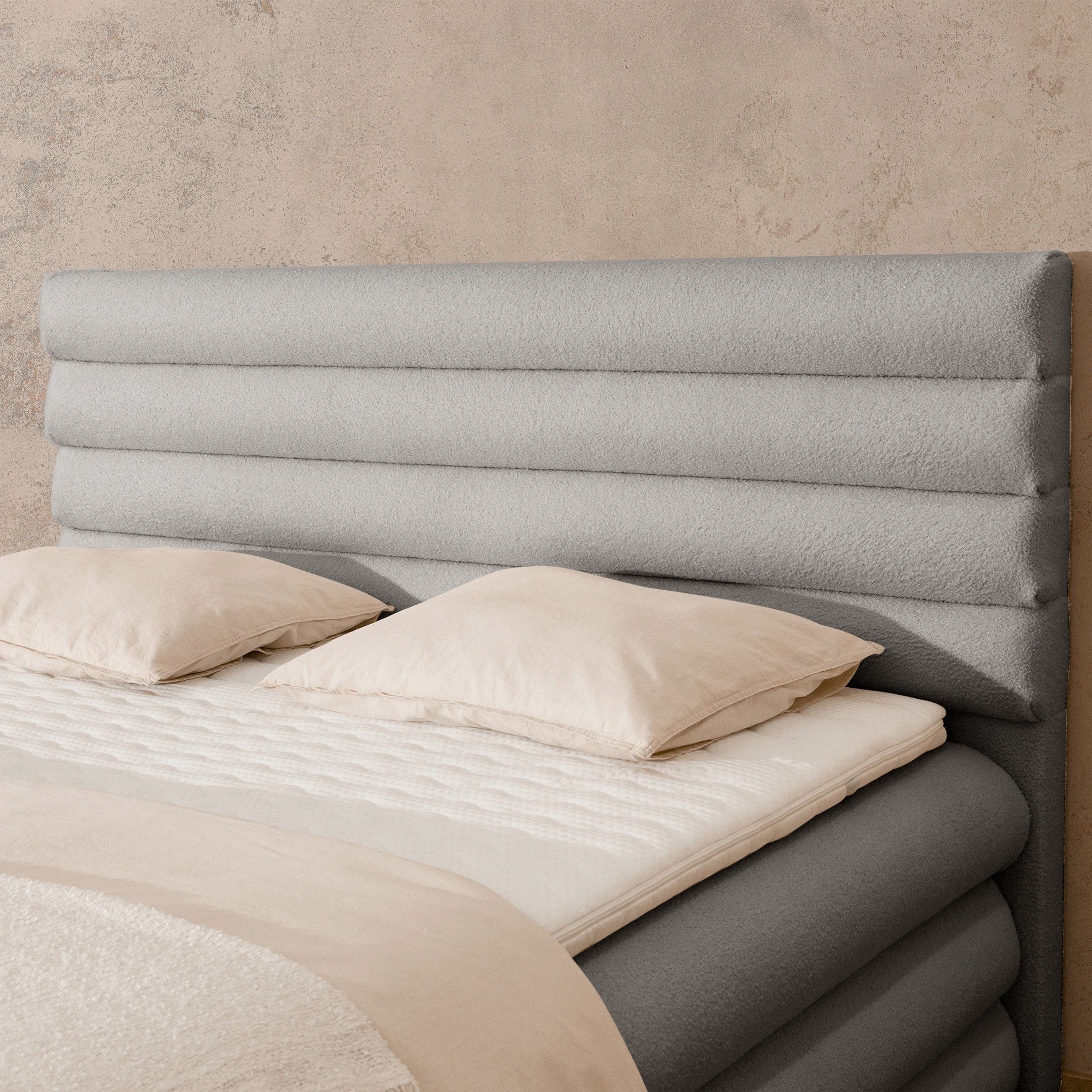 Boxspringbett mit Stauraum FLUFFY