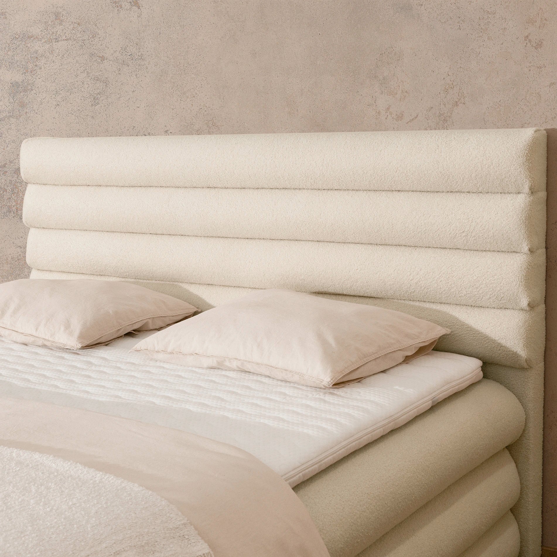 Boxspringbett mit Stauraum FLUFFY