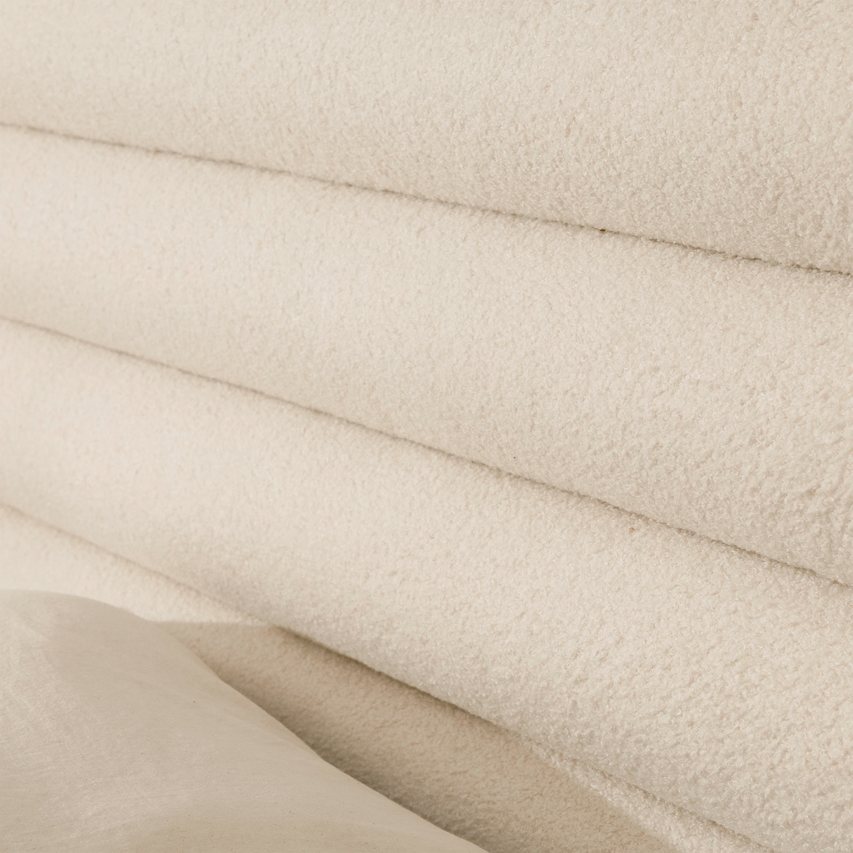 Boxspringbett mit Stauraum FLUFFY