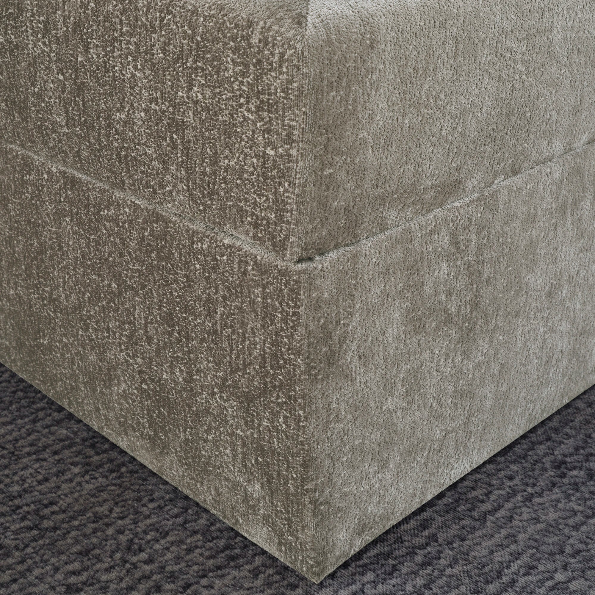 Posteľ s boxspringom a úložným priestorom NOA