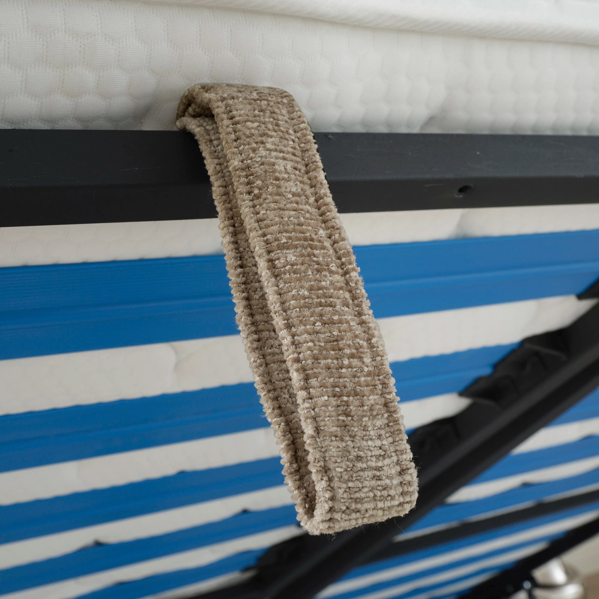 Bett mit Stauraum MARCONI