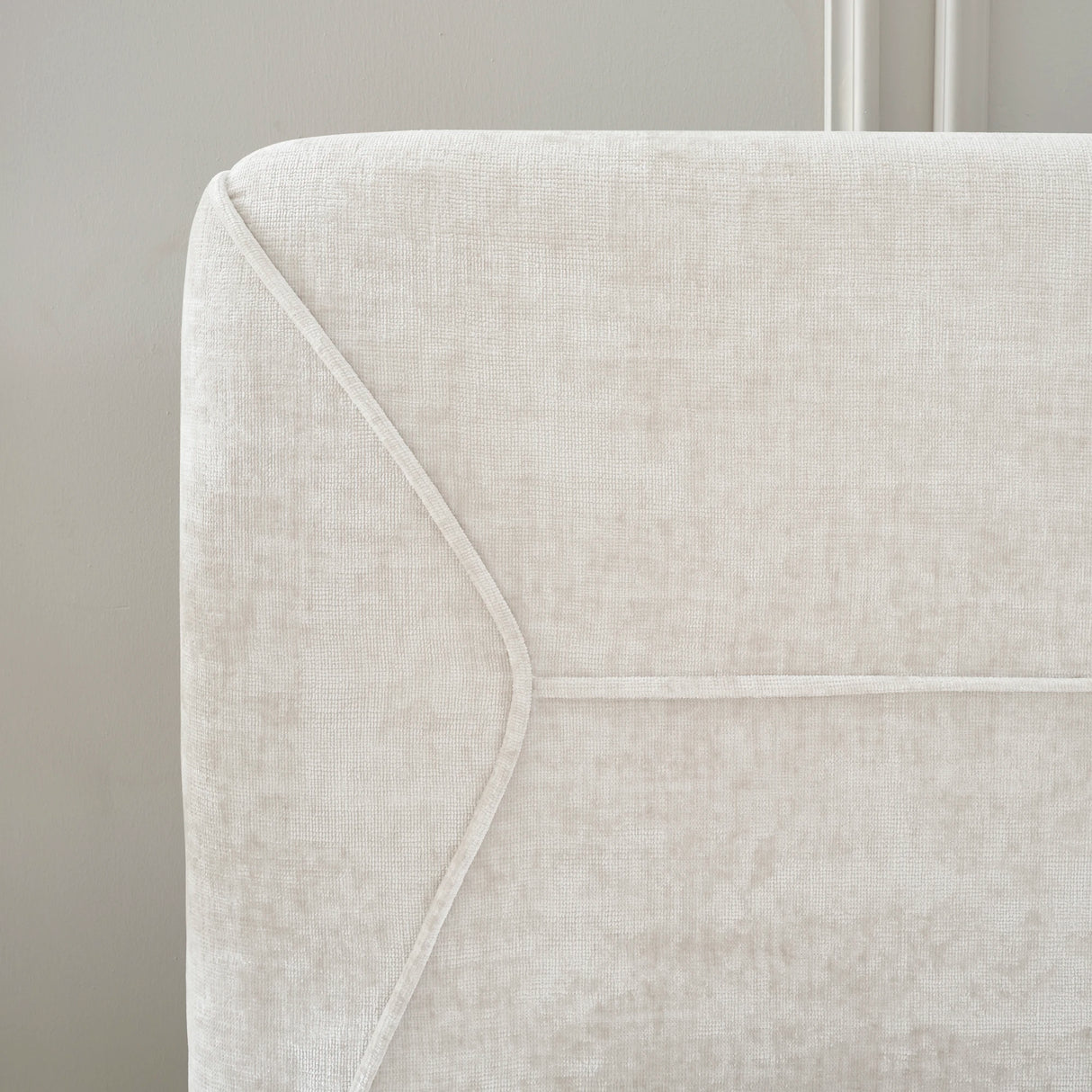 Bett mit Stauraum SleepPro