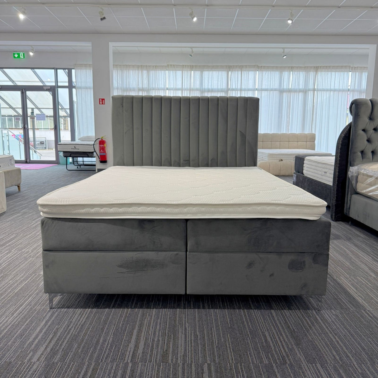 Line 160×200 inkl. Matratze & Stauraum