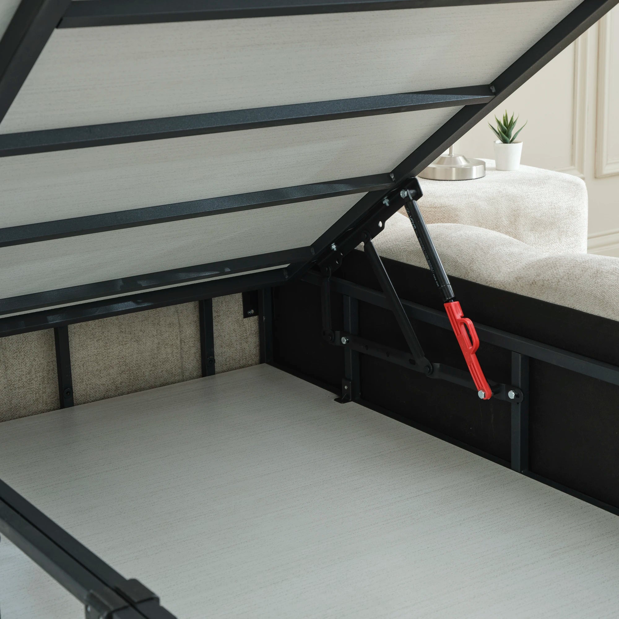 Designer Polsterbett mit Stauraum Belo