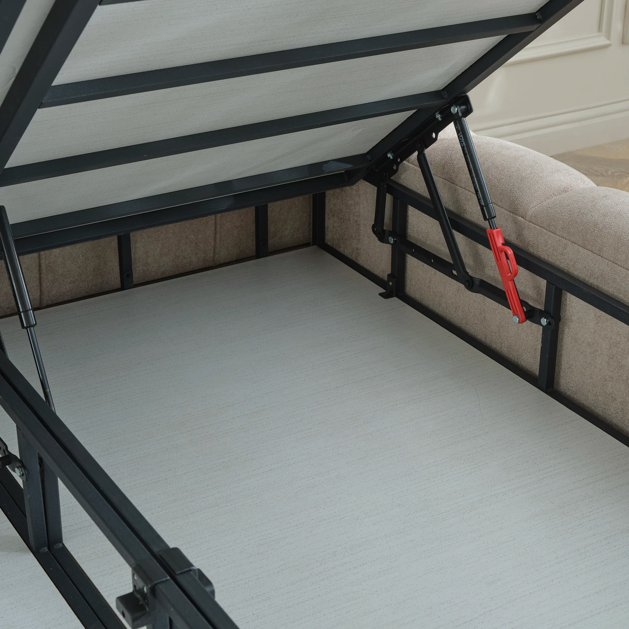 Designer Polsterbett mit Stauraum Elara