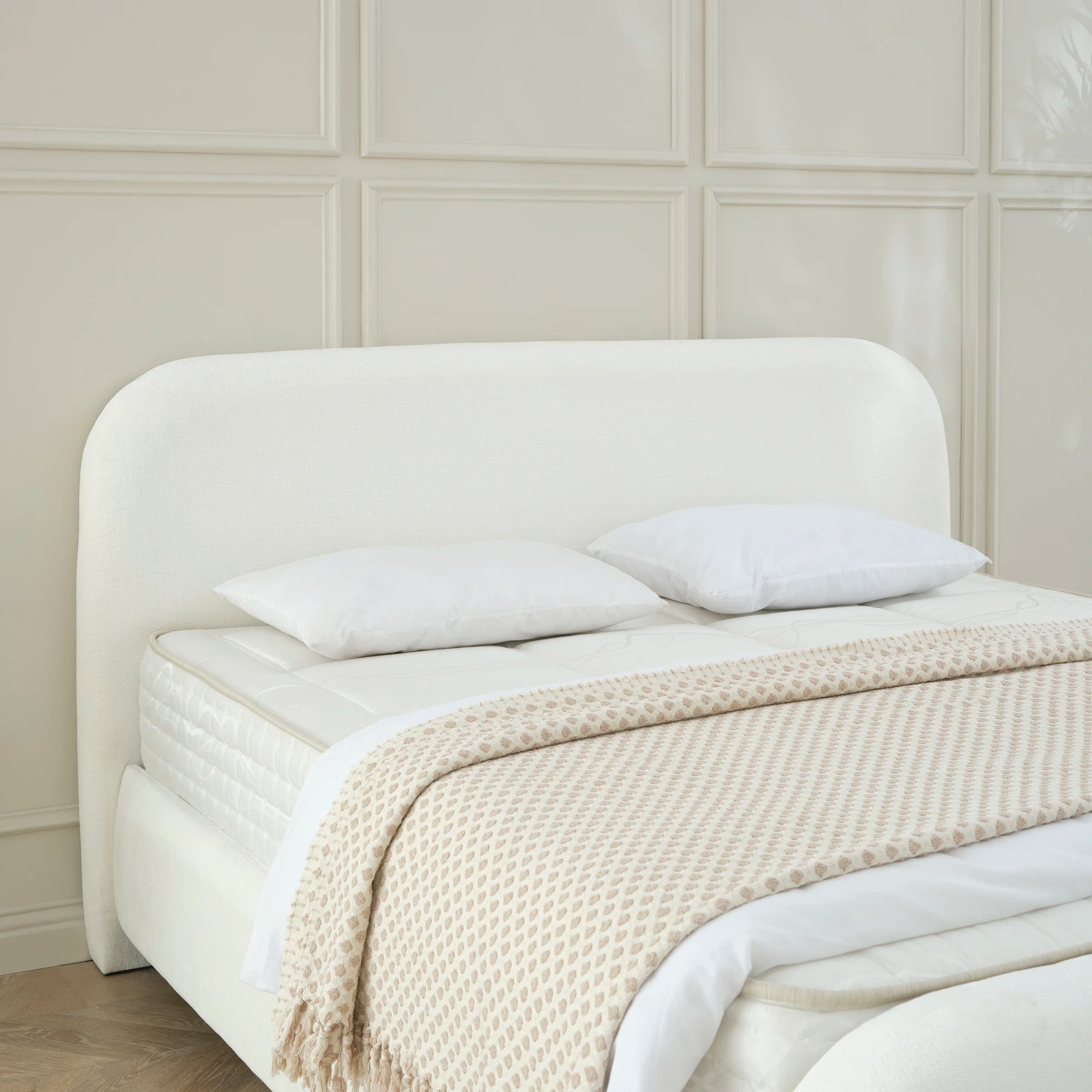 Designer Polsterbett mit Stauraum Mirel