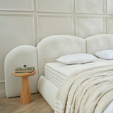 Designer Polsterbett ZENA Teddy-Boucle mit Stauraum