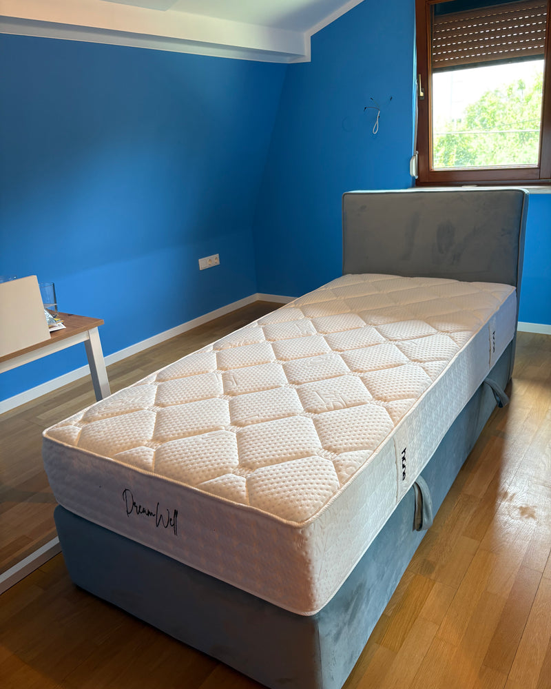 Bett mit Stauraum Siena