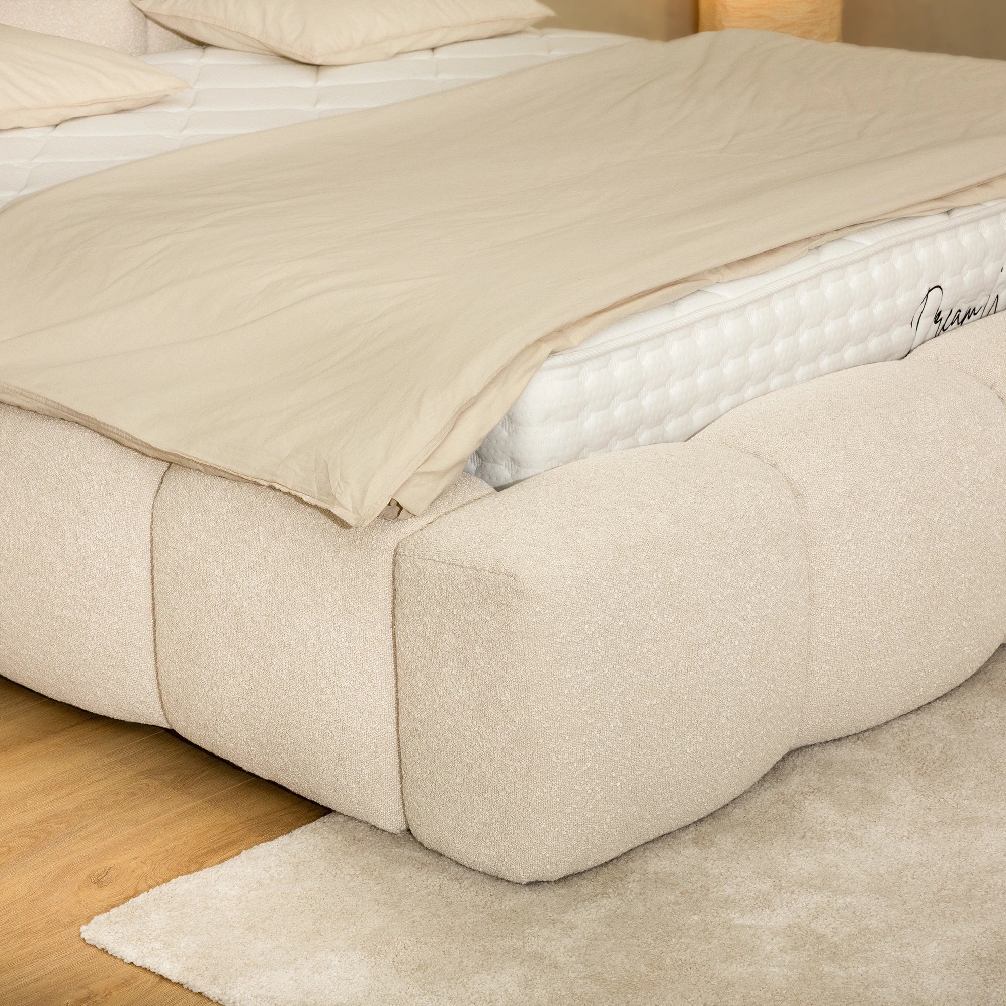 Bett mit Stauraum BALOO