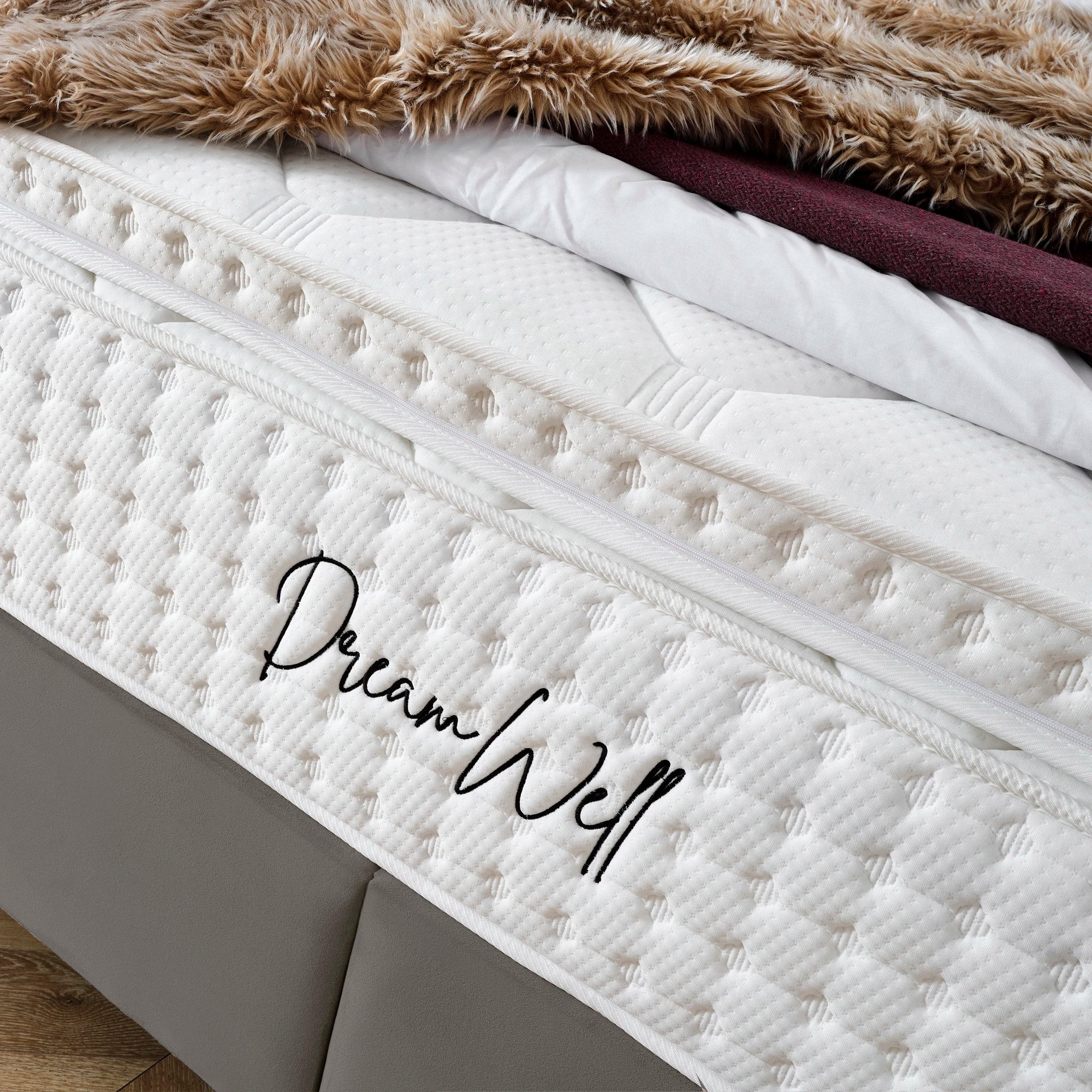 Posteľ s úložným priestorom CASTLE LONG