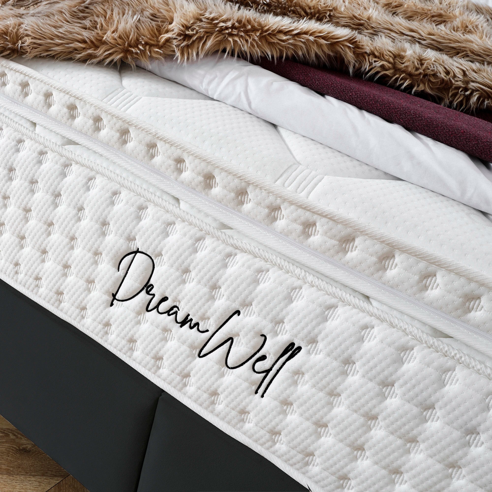 Posteľ s úložným priestorom CASTLE LONG