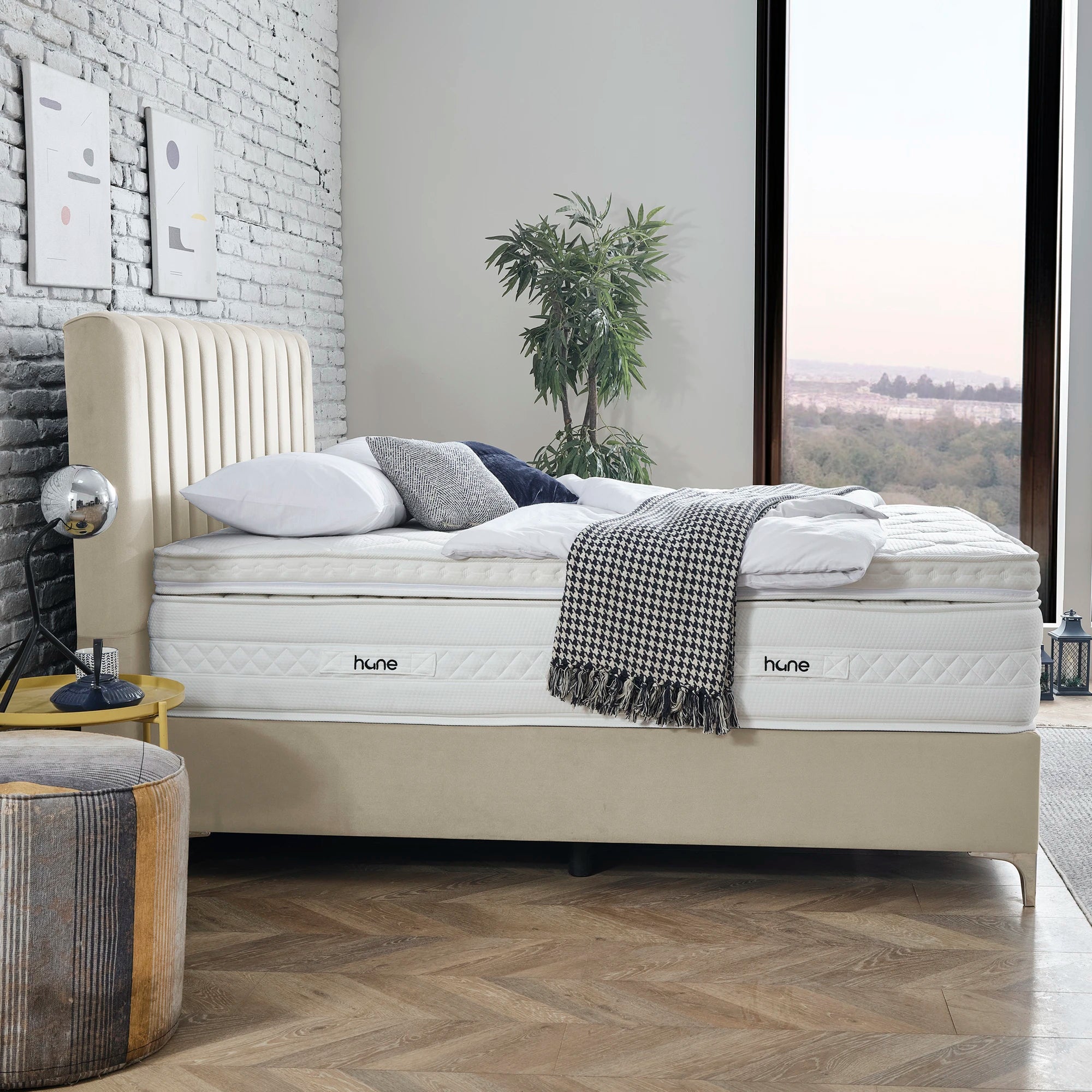 Posteľ s úložným priestorom DUBAI