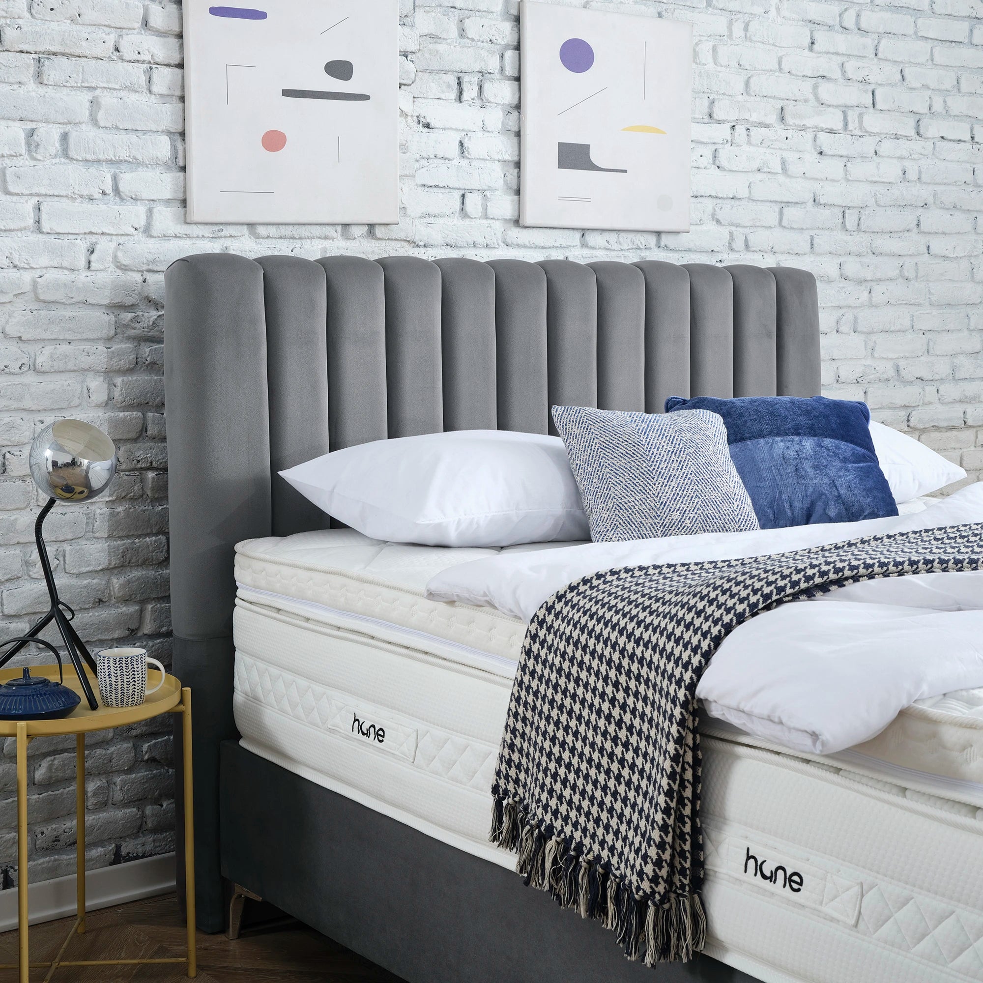 Posteľ s úložným priestorom DUBAI