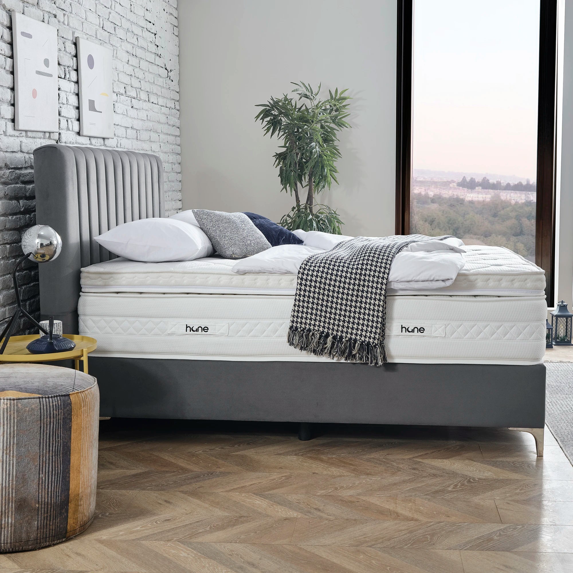 Posteľ s úložným priestorom DUBAI