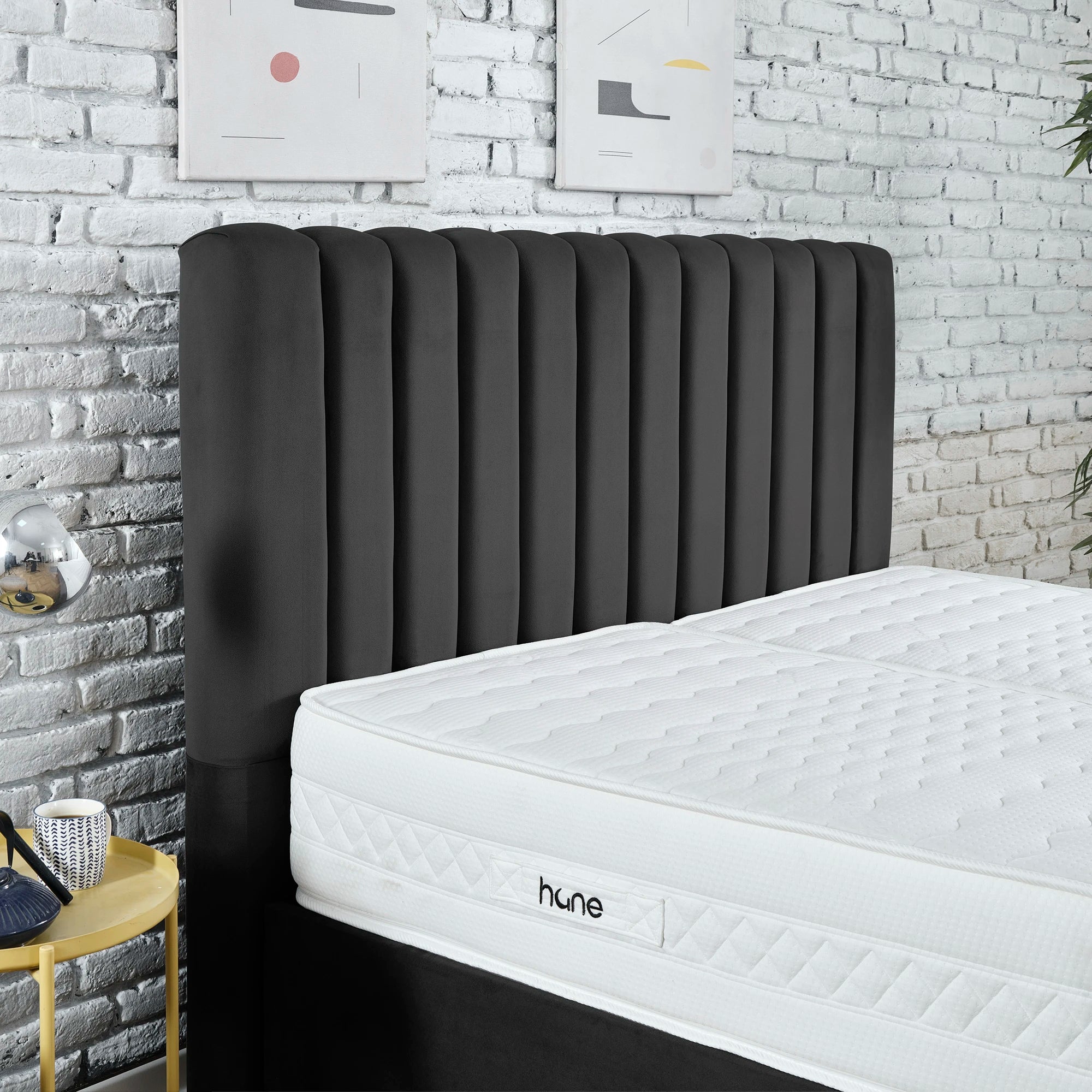 Posteľ s úložným priestorom DUBAI