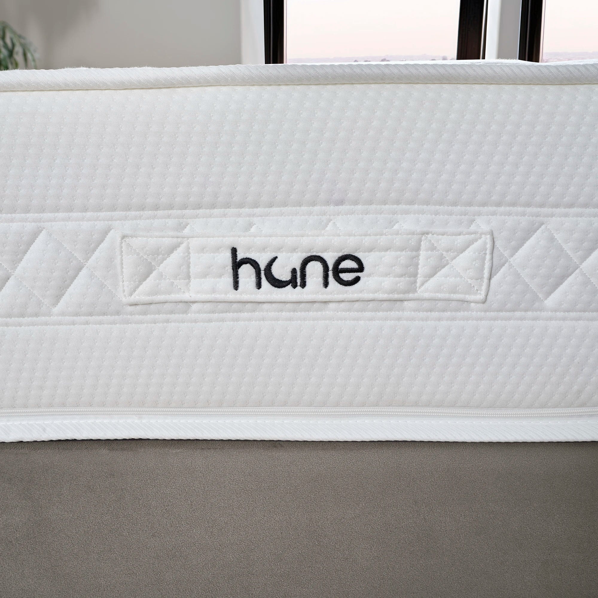 Posteľ s úložným priestorom DUBAI