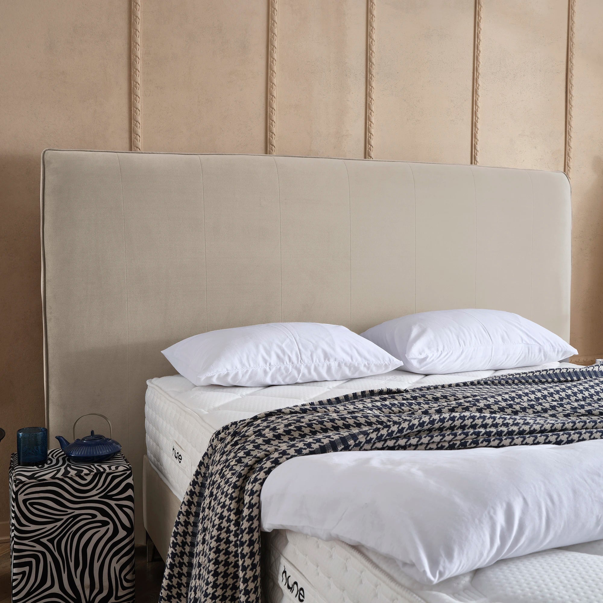 Bett mit Stauraum FABOULAS