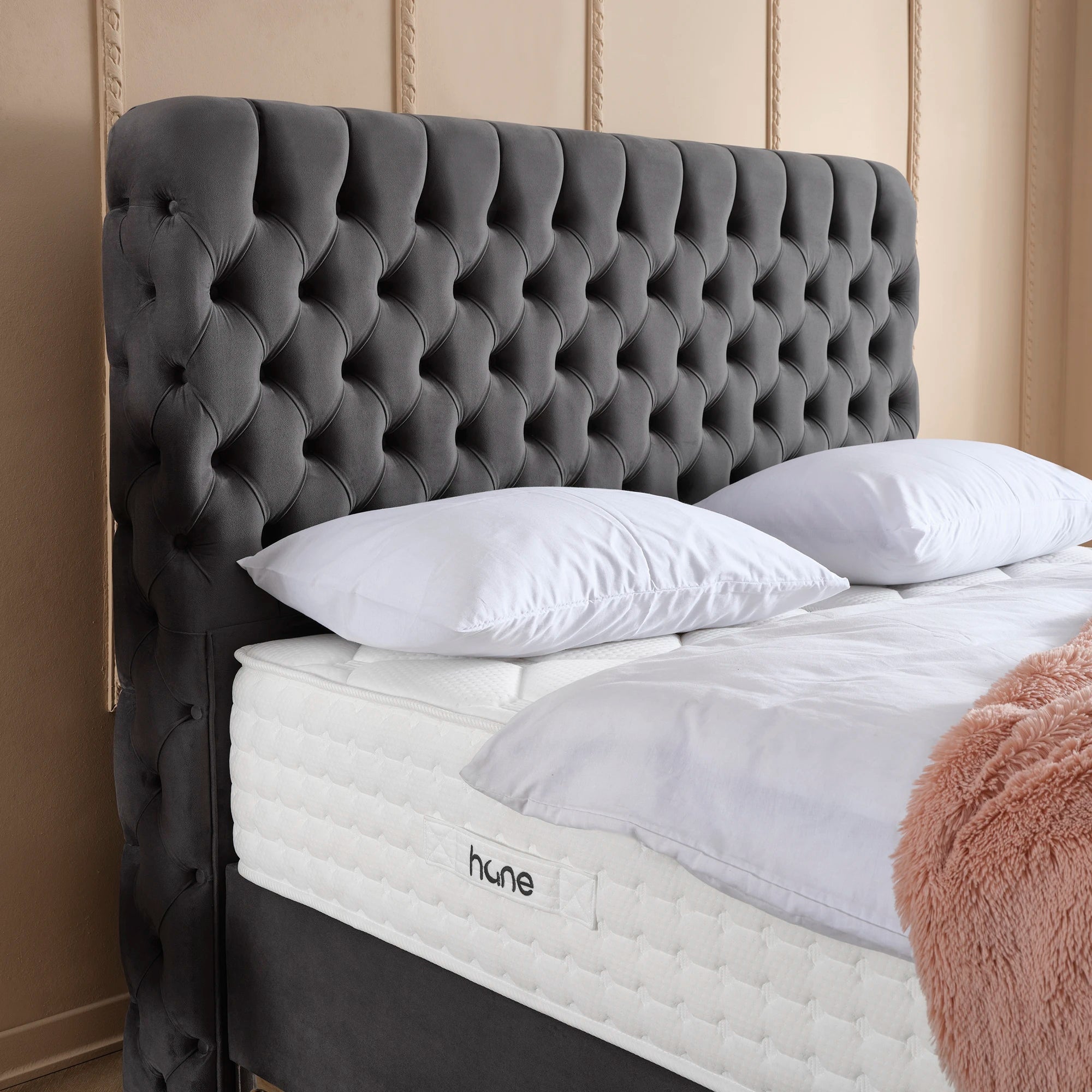 Posteľ s úložným priestorom HERMES