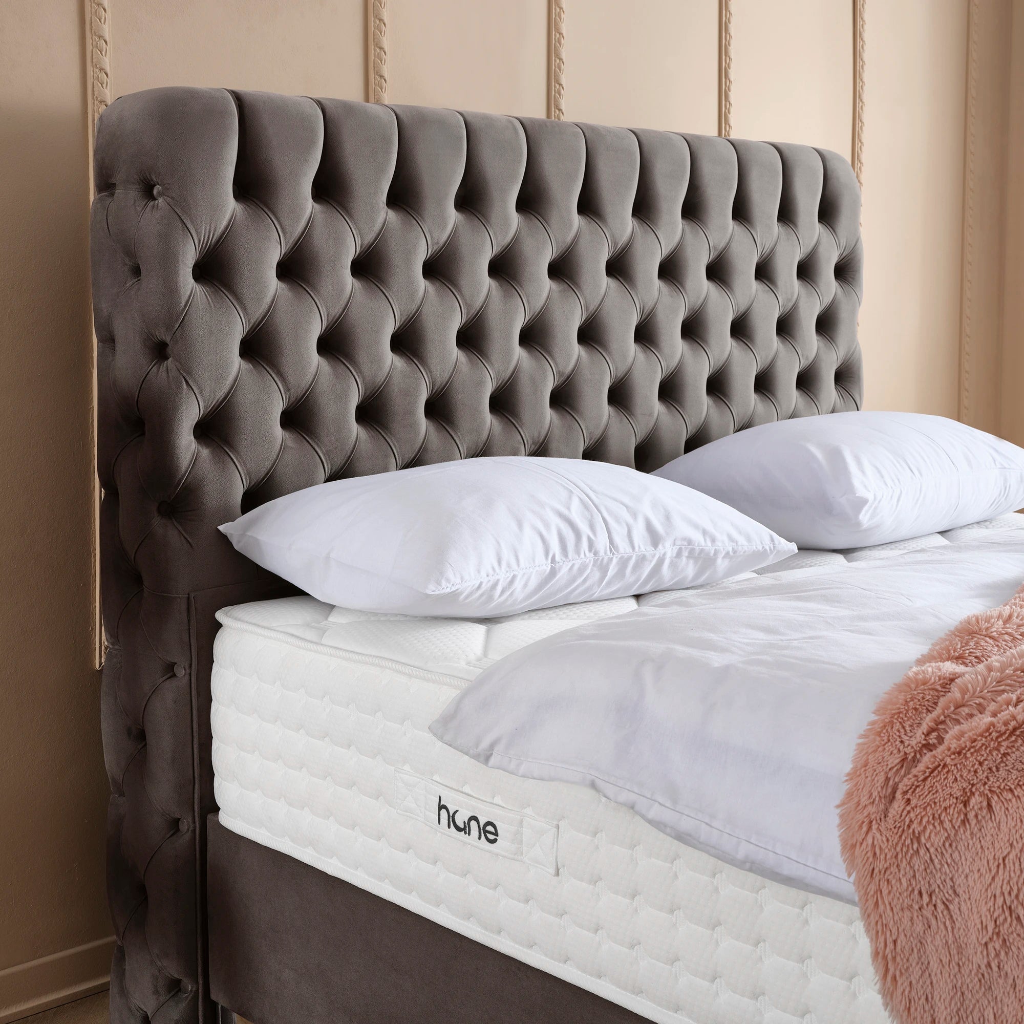 Posteľ s úložným priestorom HERMES