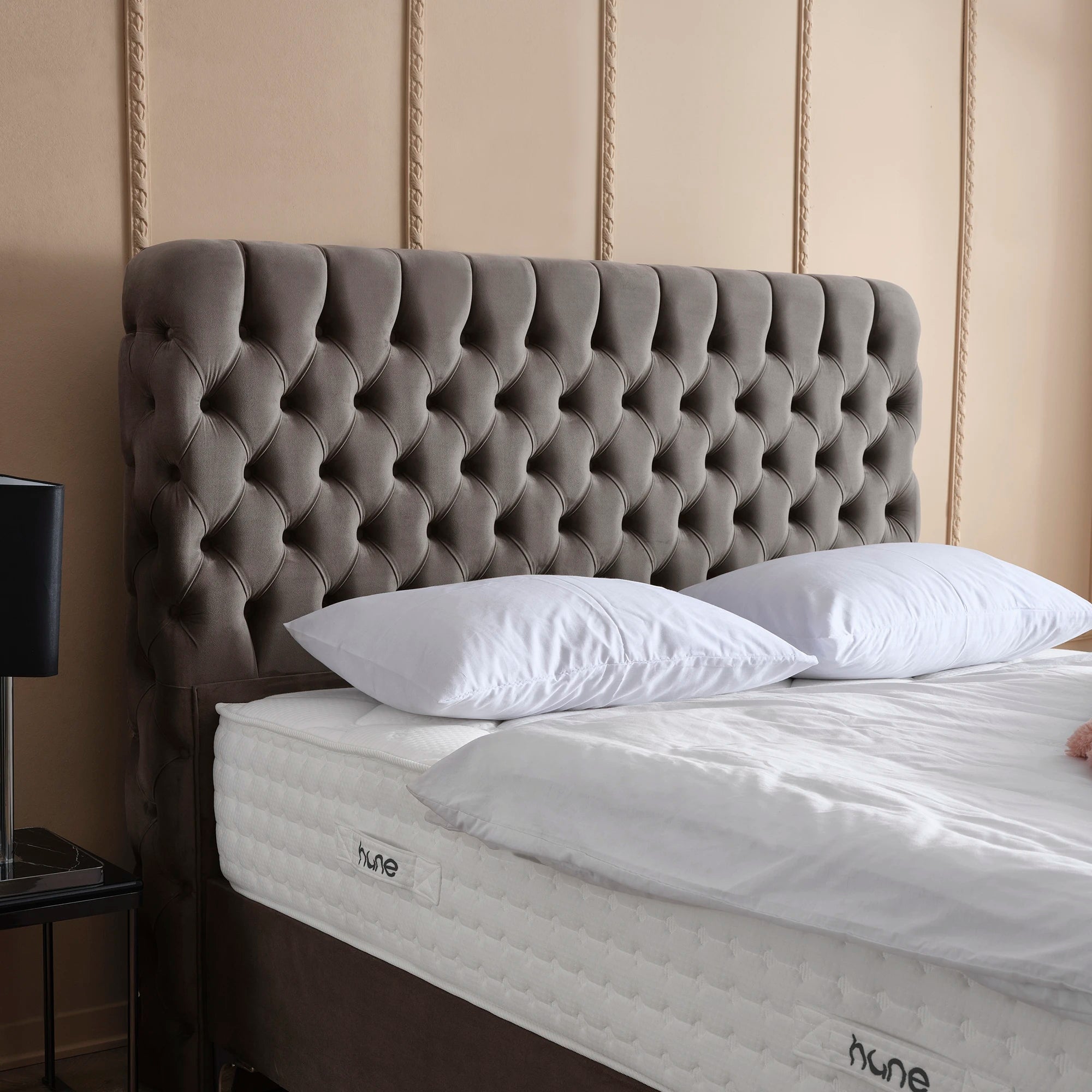 Posteľ s úložným priestorom HERMES