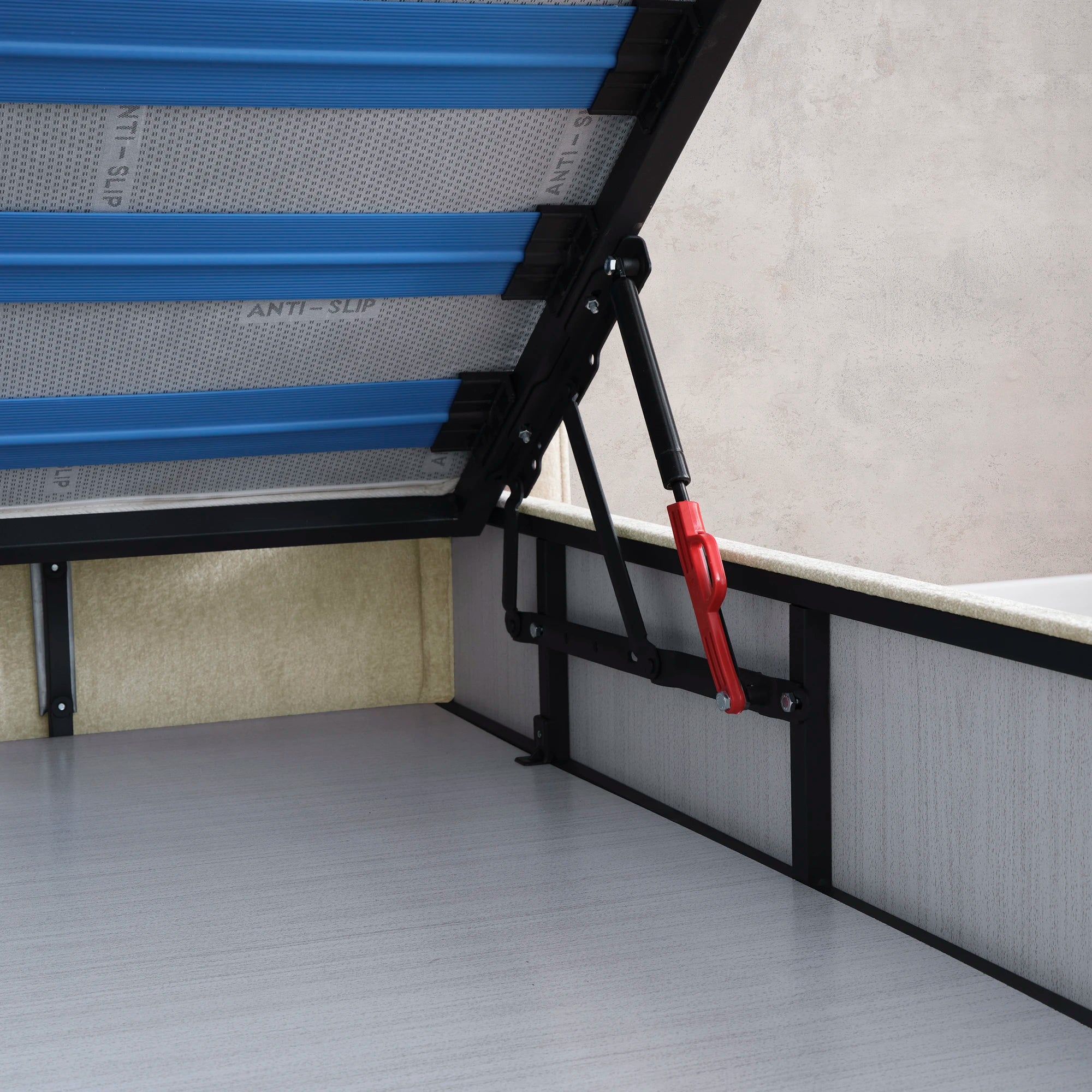 Bett mit Stauraum LEONE