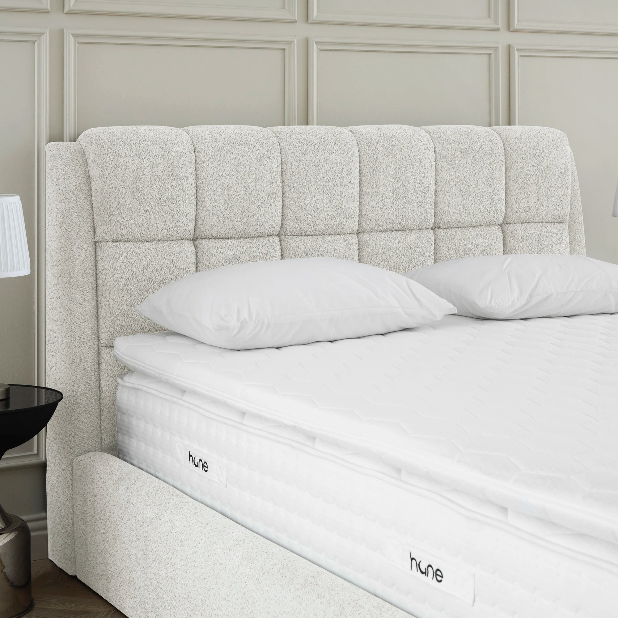 Bett mit Stauraum MILA