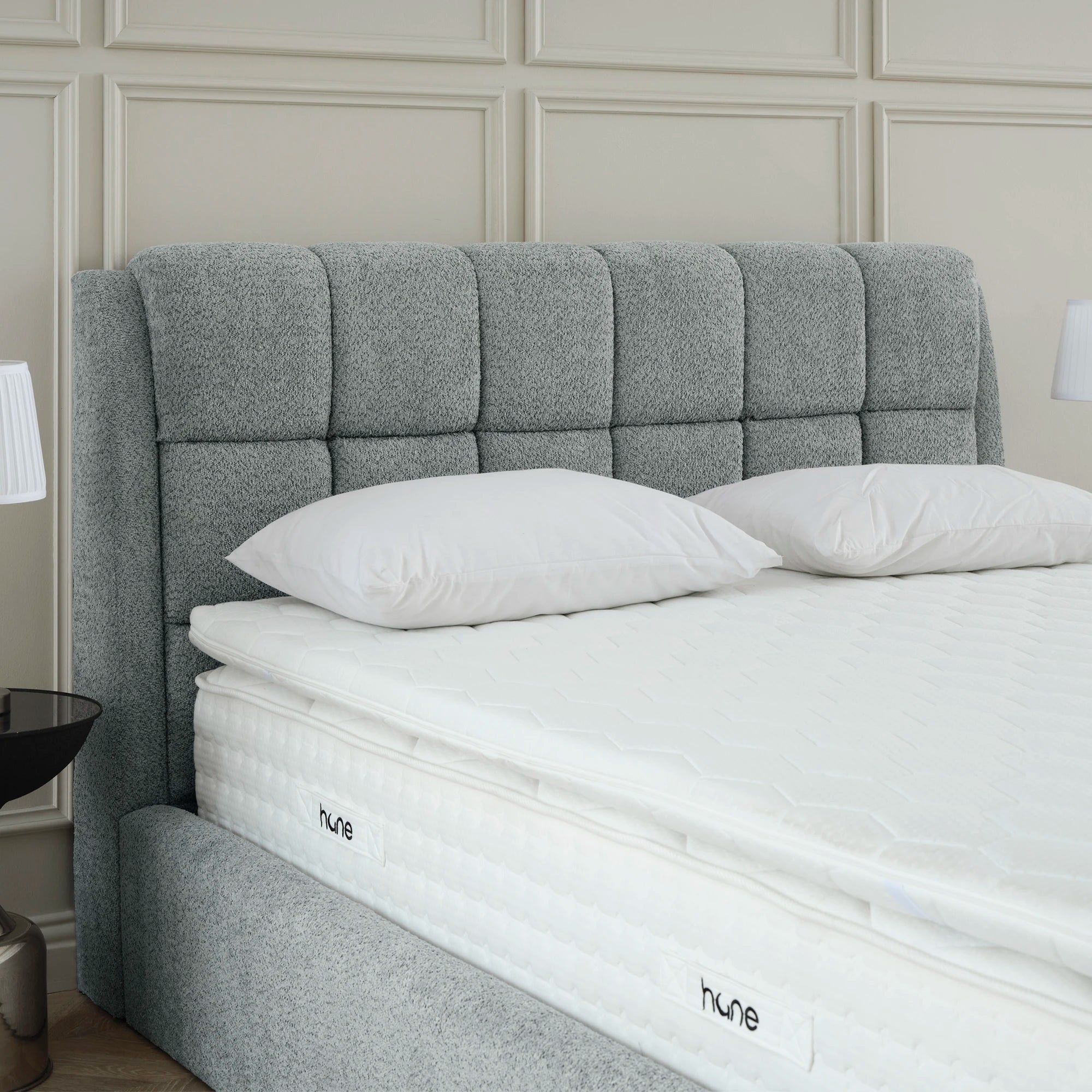 Bett mit Stauraum MILA