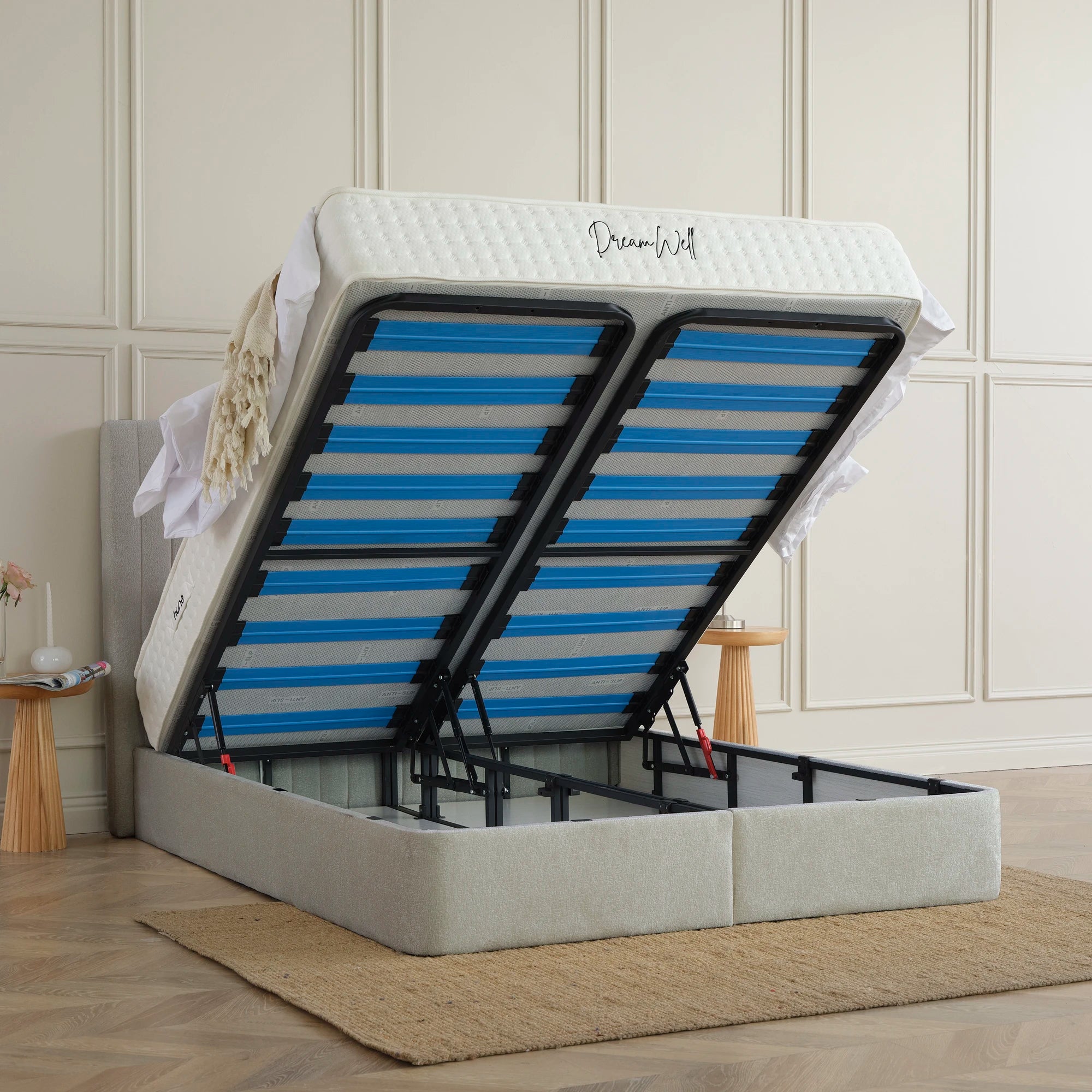 Bett mit Stauraum MIRA