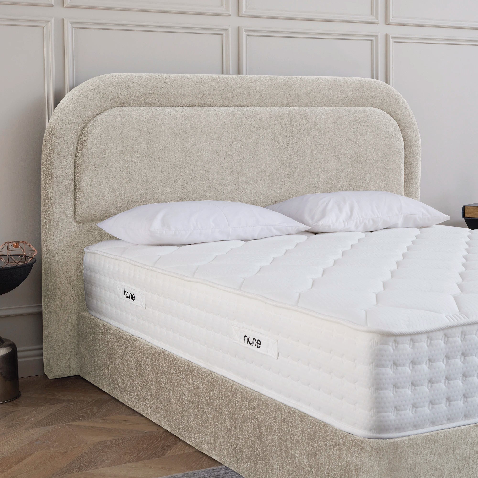 Bett mit Stauraum NOA