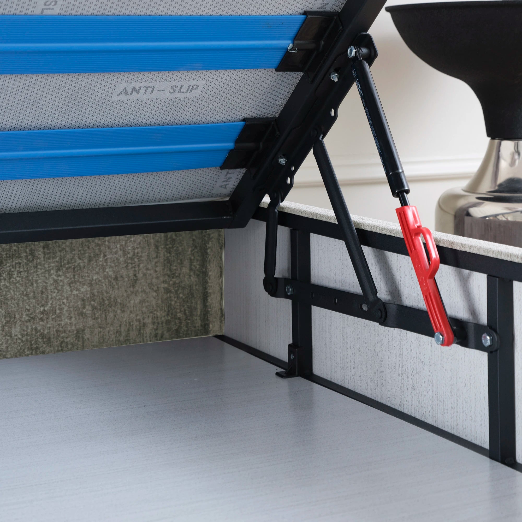 Bett mit Stauraum NOA