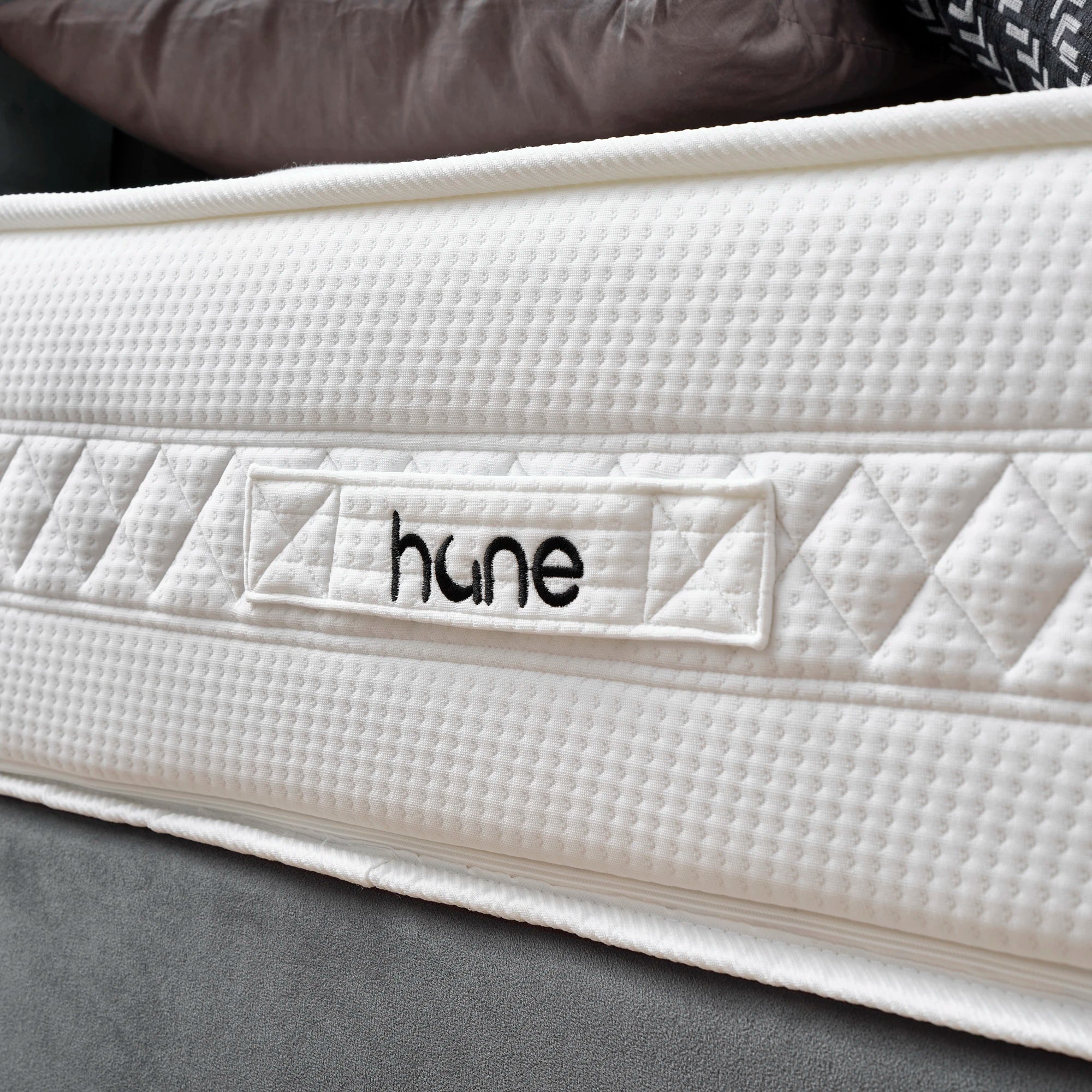 Posteľ s úložným priestorom PARÍŽ