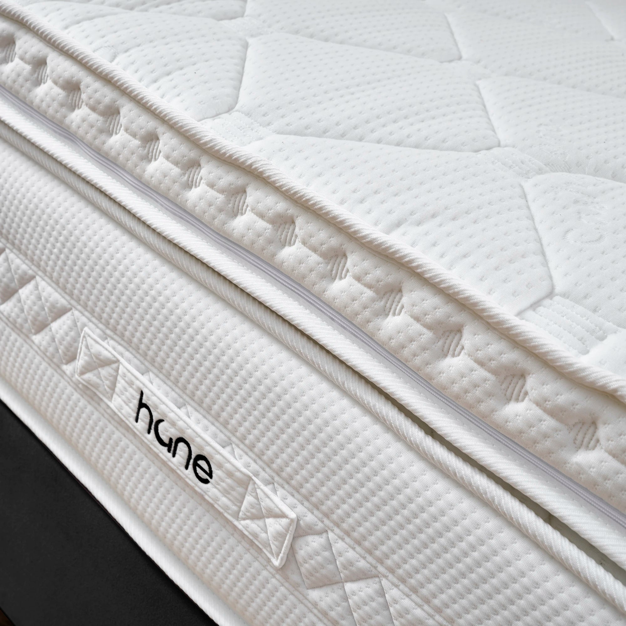 Posteľ s úložným priestorom PARÍŽ