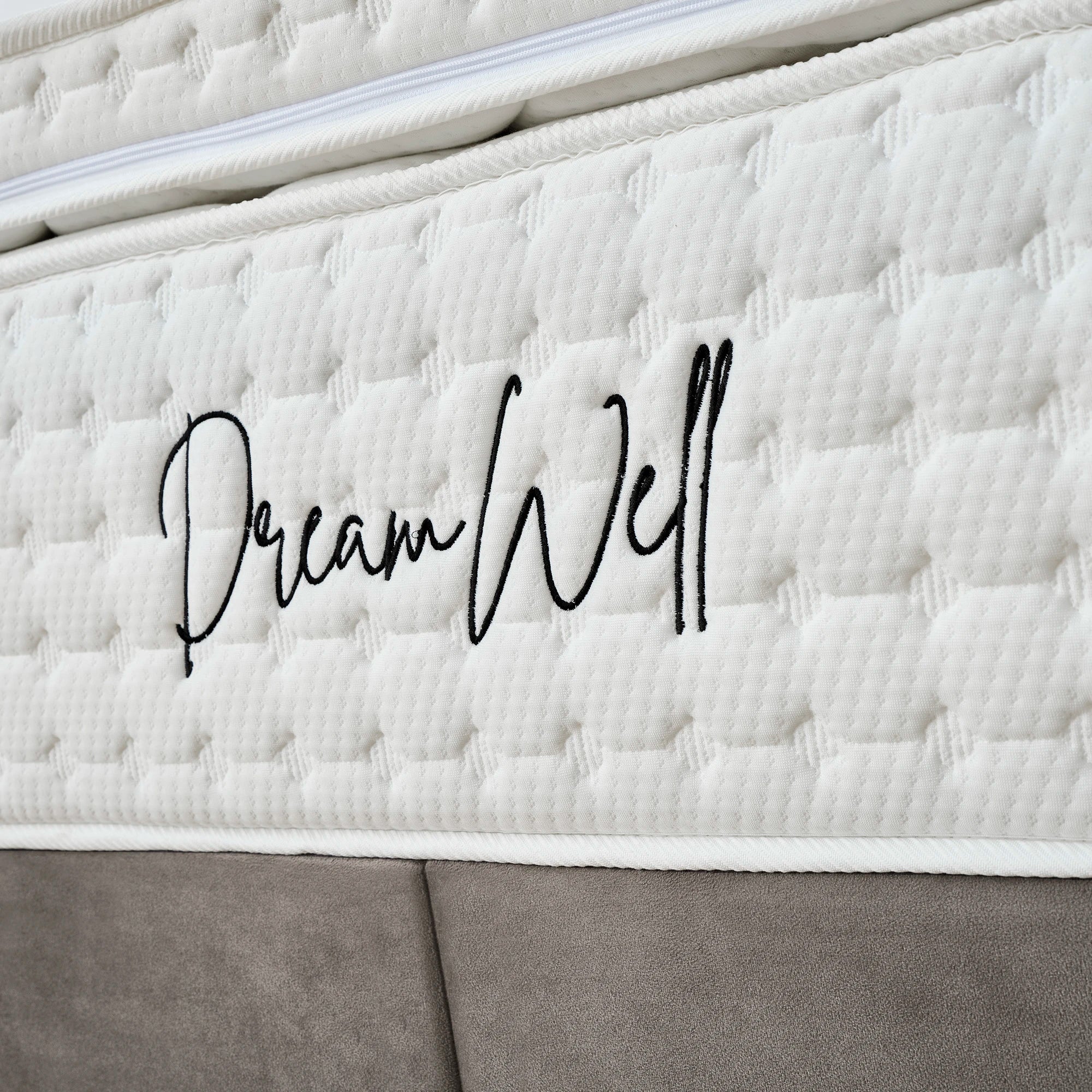 Bett mit Stauraum PASSION