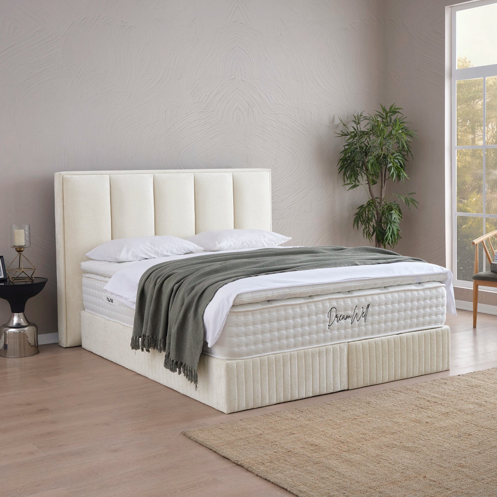 Bett mit Stauraum THEO