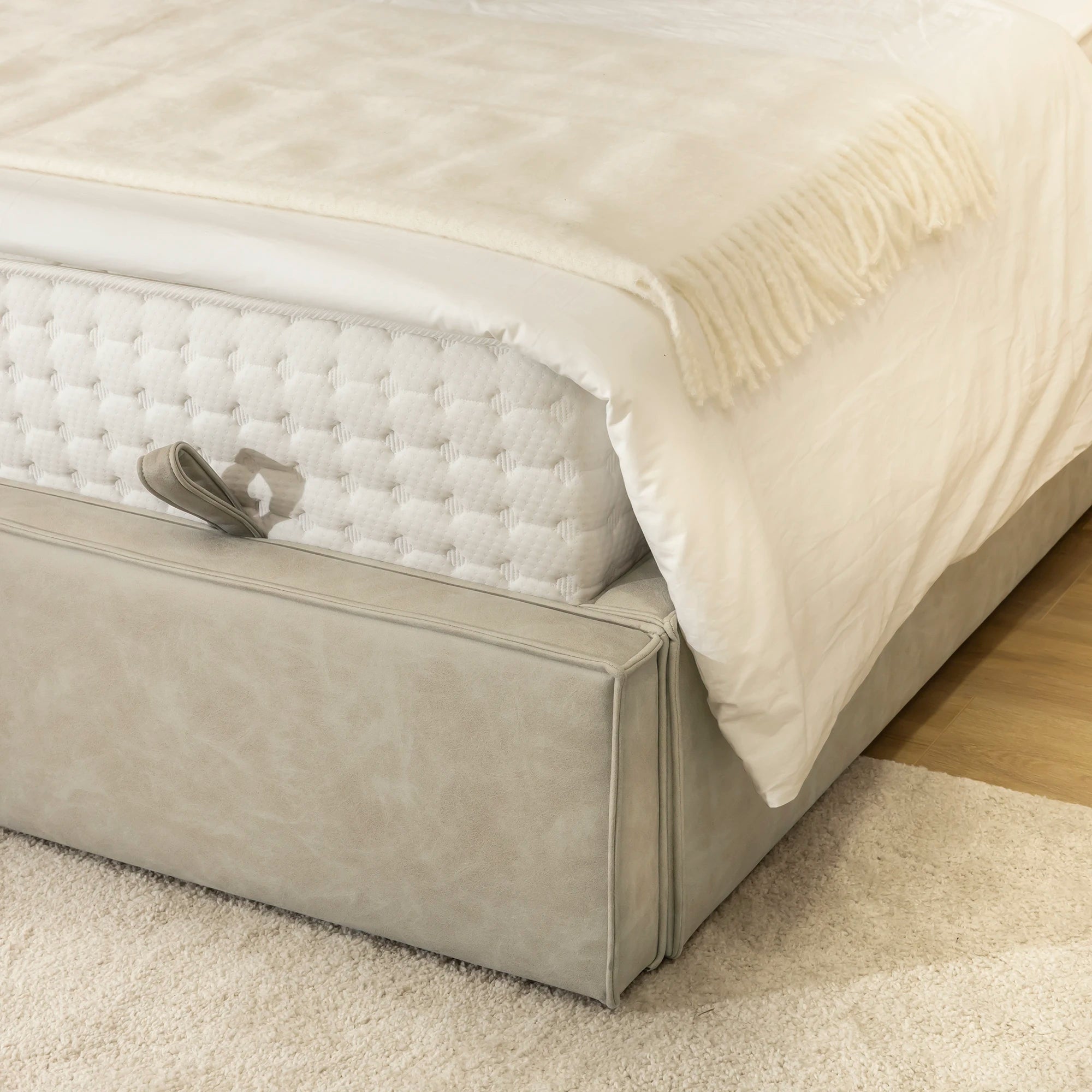 Bett mit Stauraum TORINO