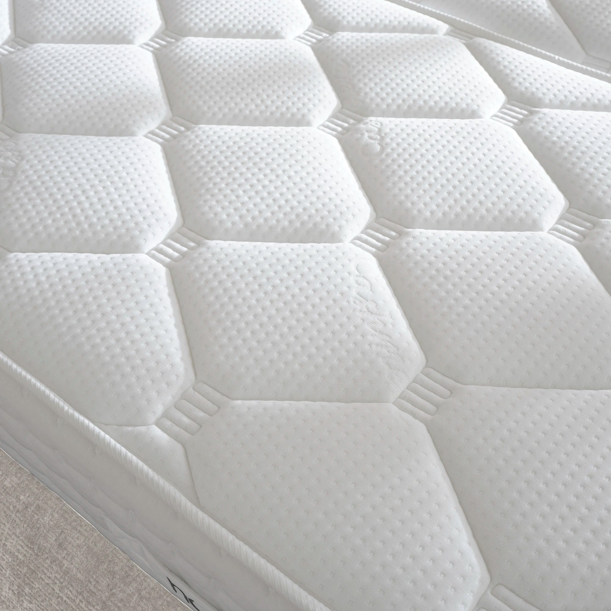 Bett mit Stauraum VERONICA